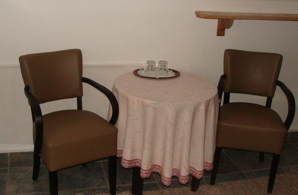 Andras Nadfedeles Vendeghaz Hotel Tihany Cameră foto