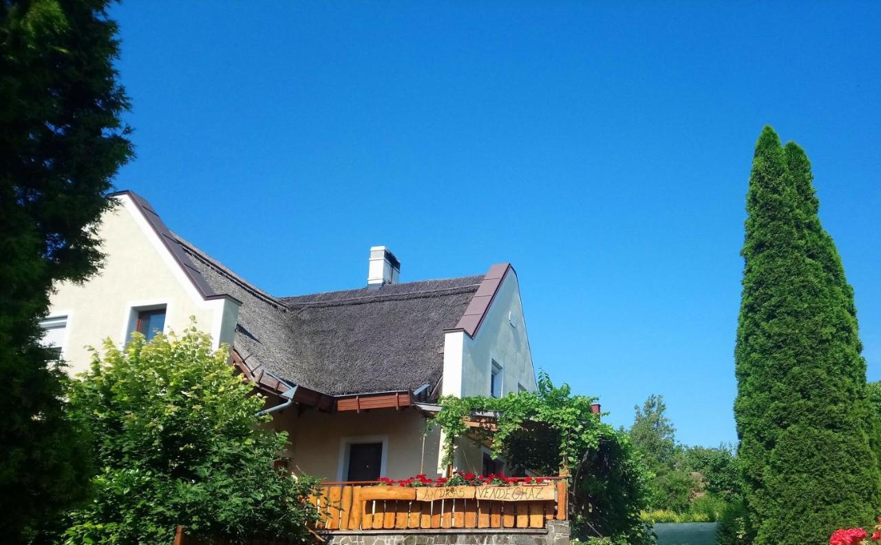 Andras Nadfedeles Vendeghaz Hotel Tihany Exterior foto